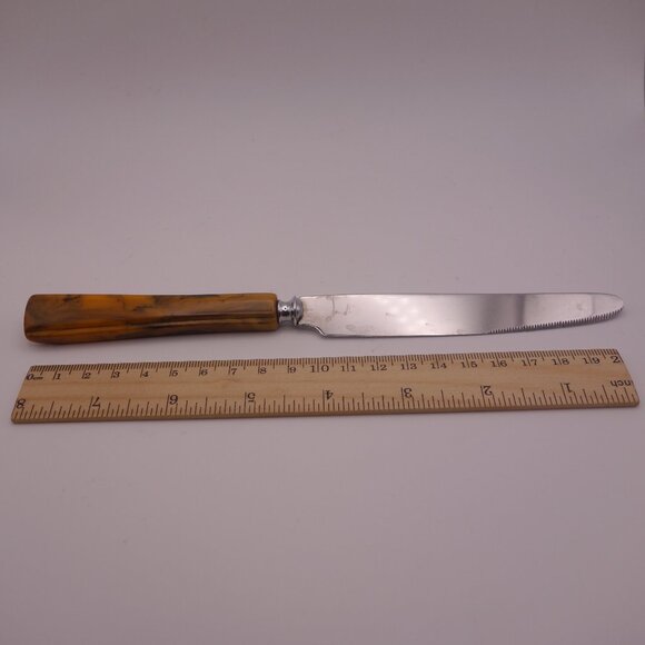 Set of Six(6) Deluxe Tablemates Made by Craftsmen Faux Bone Handle Butter Knives - Picture 7 of 13